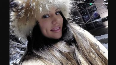 Photo of NIJE ZA ONE SA SLABIM SRCEM! Sandra Afrika napravila pometnju na Zlatiboru, skinula se u tanga gaćice, pa otopila sneg svojom vrelom gu*om! (FOTO/VIDEO)