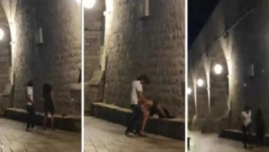 Photo of Dok jedne kažnjavaju zbog hodanja u kupaćem ovaj par je uspio u Dubrovniku imati i se*s: Građani zgroženi